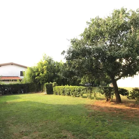 Apartman With Parking Space Zambratija, Umag - 27244 *